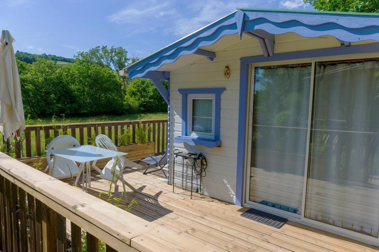 Camping du Moulin de Thoard Exterior foto